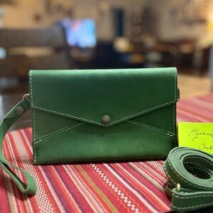 💚 Portland Leather Goods Envelope Convertible Crossbody– Succulent (Unicorn!) 💚